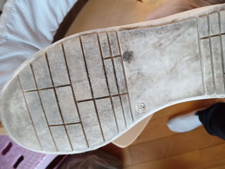 Дамски боти и ботуши