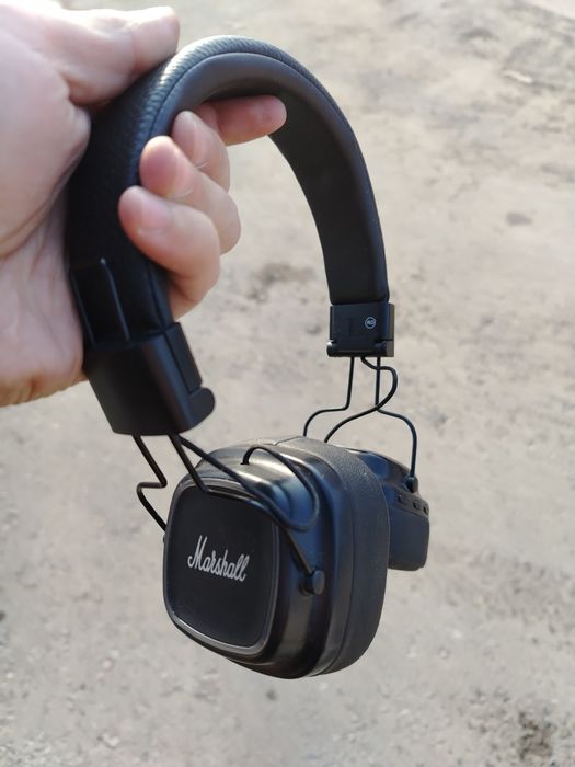 Наушники Marshall