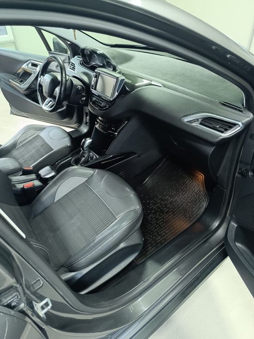 VIND PEUGEOT 2008 din 2018