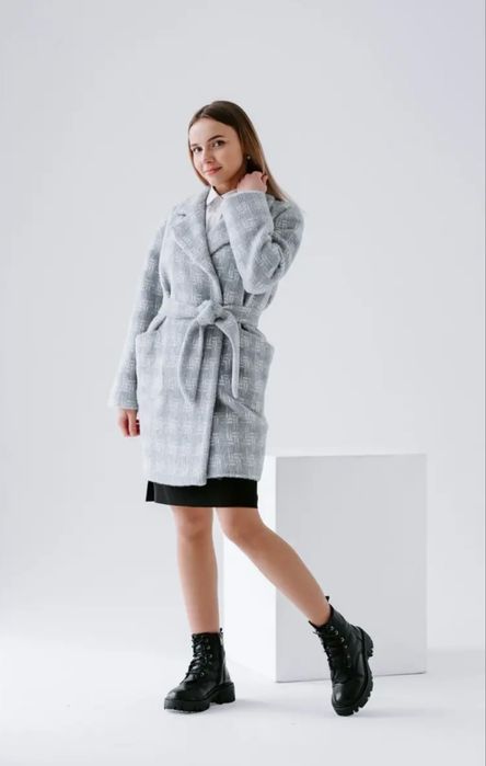 Пальто весна-осень 44 рр