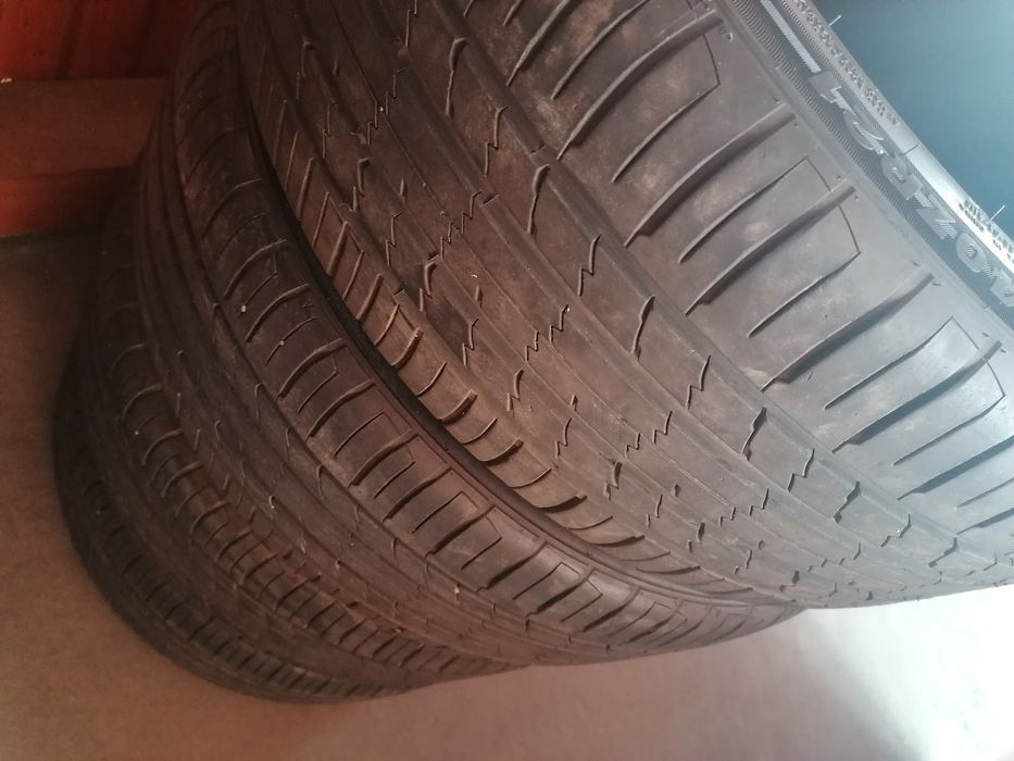 Anvelope vara 255 /40 /R21