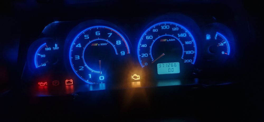 Табло ваз 2110, приборная панель  ваз