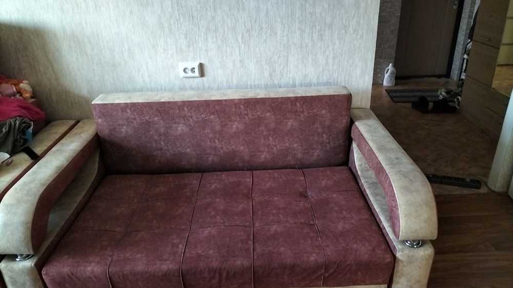 Диван в гостинную