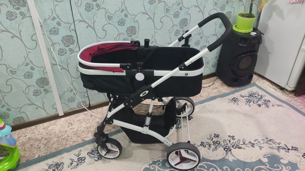 Продам коляску зима лето