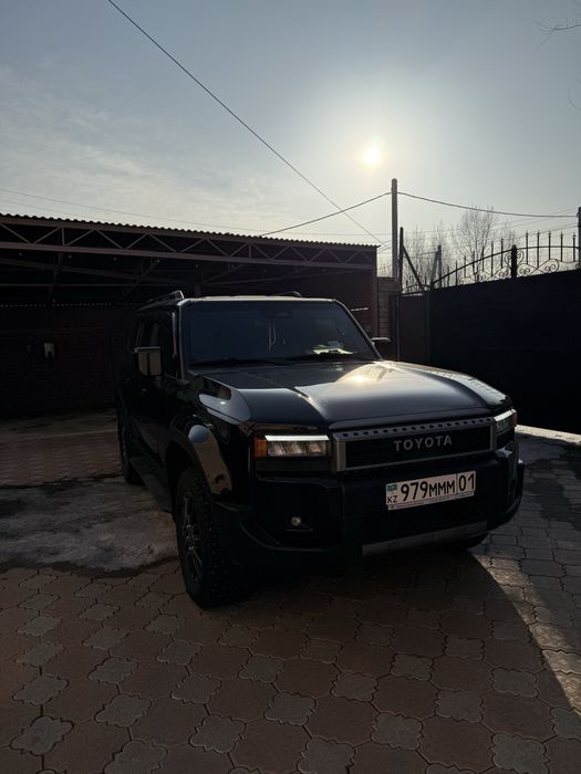 Land cruiser prado 250