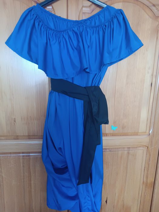 Ефектна дамска рокля