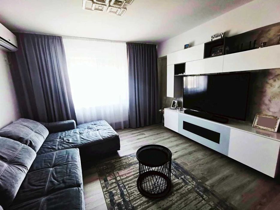 Apartament 3 camere decomandat, Ovidiu Sud – direct proprietar