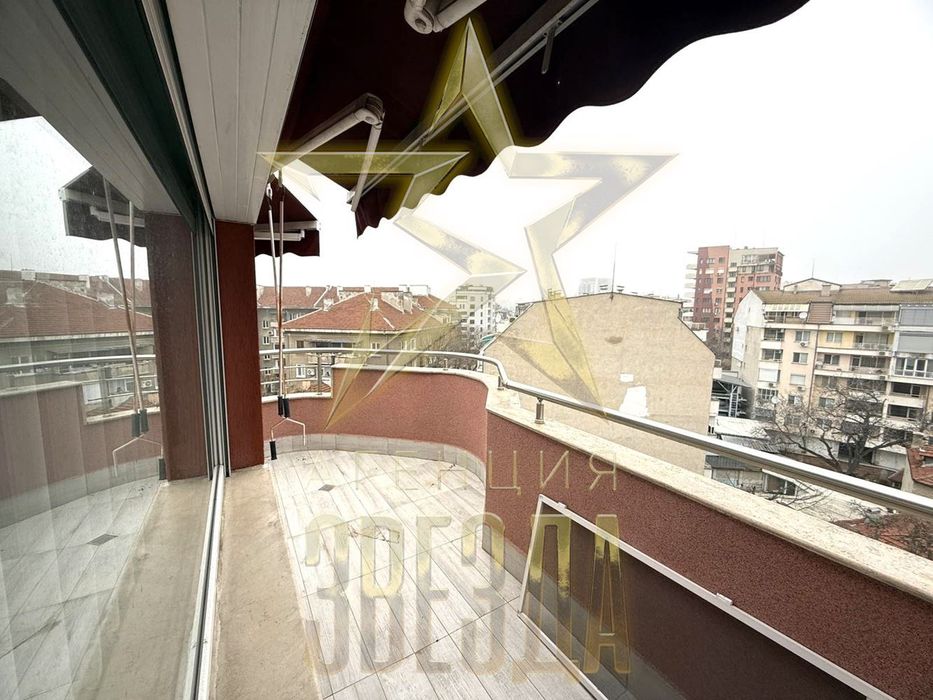 Обзаведен 3-стаен с опция за Гараж - до пешеходния мост, супер цена!