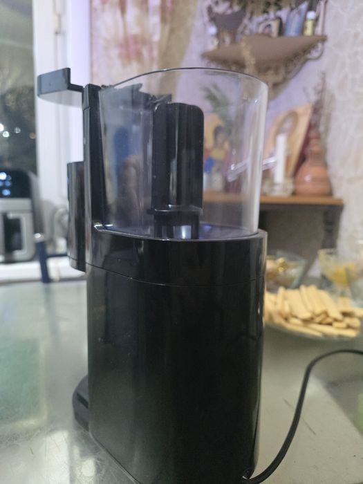 Кофемолка Rommelsbacher EKM 200