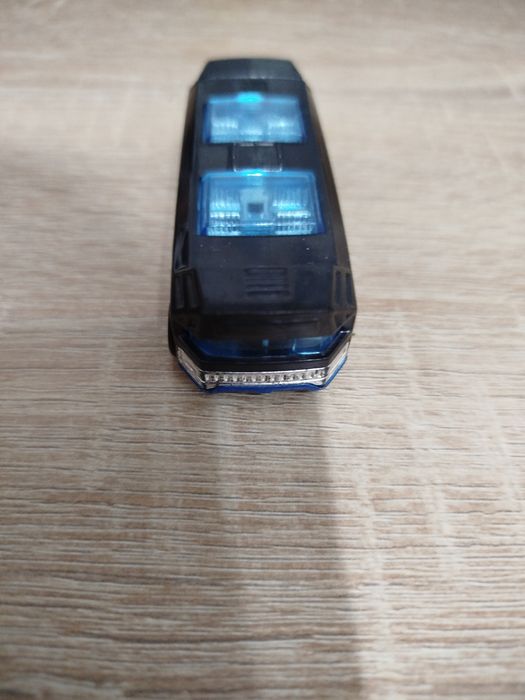 Машинки,есть хотвилс и варн из германии