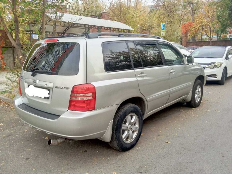 Toyota Highlander 2003 год