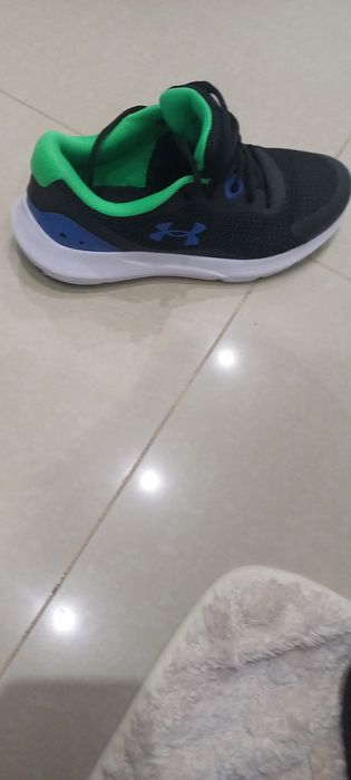 Under armour маратонки