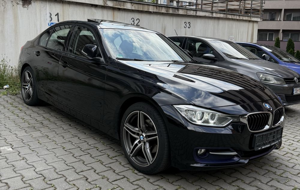 BMW 320D seria 3 F30 2013 3 butoane Sport Line automat