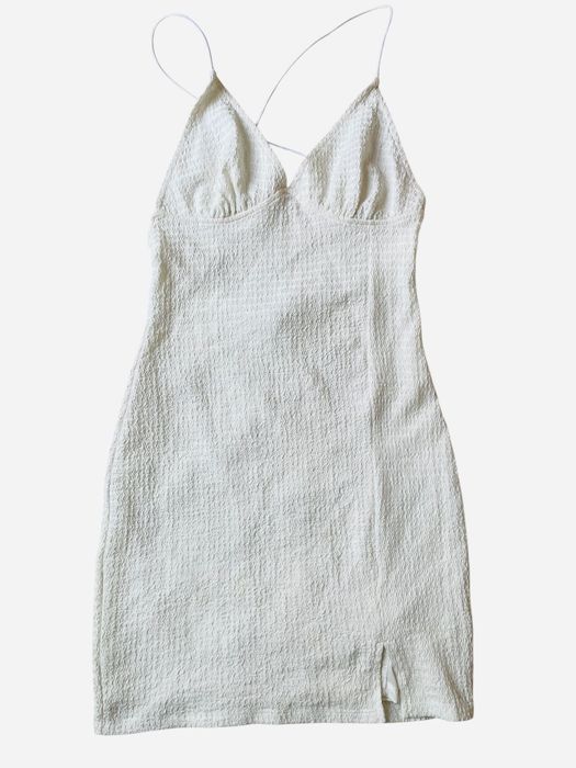 Платье мини белое для коктейлей