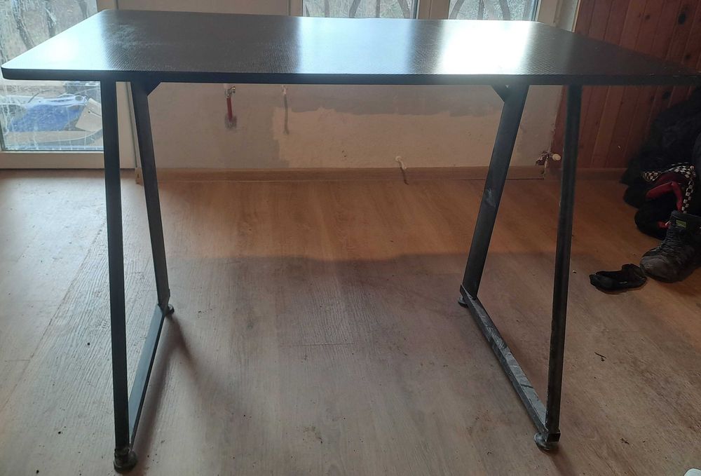 Продаваю Гейминг бюро Ultradesk Enter V2