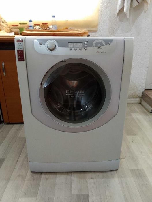 Masina de spalat rufe Ariston 6kg