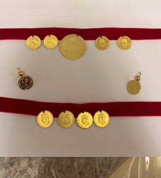 Vand monede placate cu aur de 24k Frank Iosif 4 ducat 1915 1la1