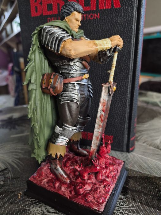3d принтирана фигура на Guts от Berserk