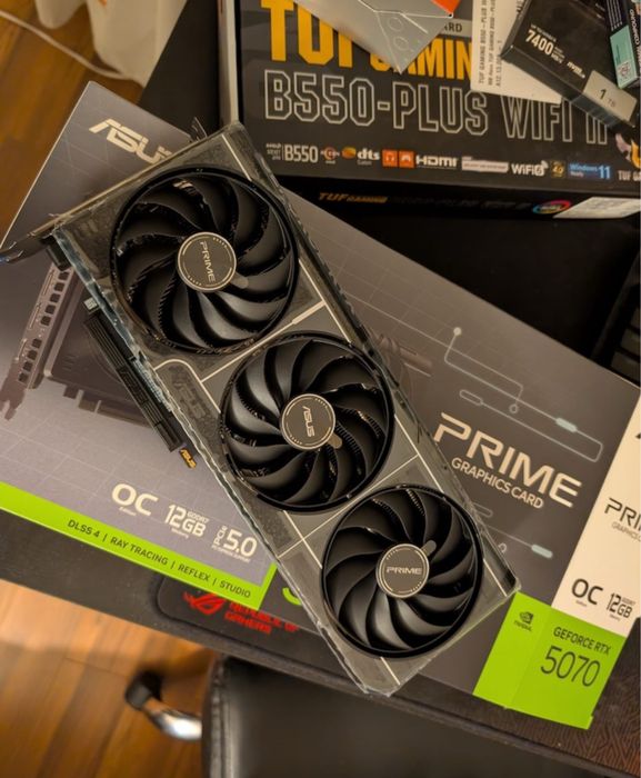 Placă video ASUS PRIME GeForce RTX 5070 OC Edition - Garantie