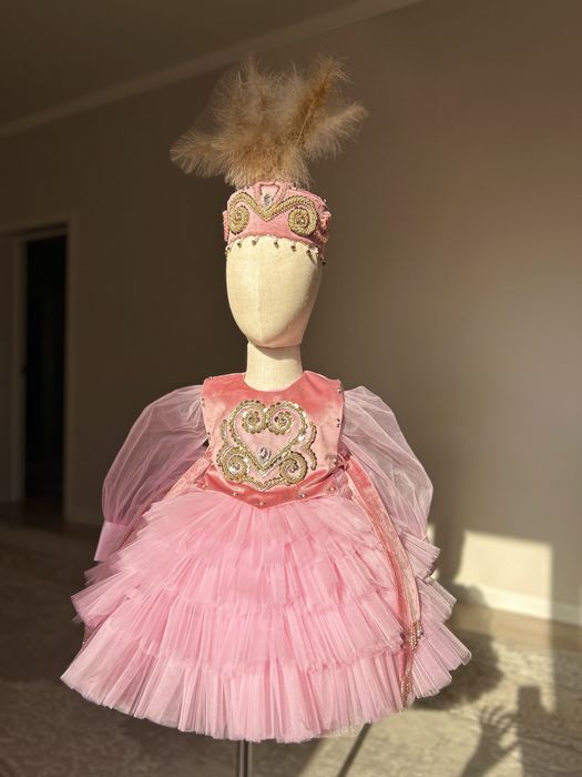 Нарядные платья для девочек