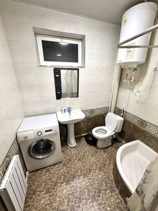 Зудлик билан сотилади 2 хона 2 этаж 3 этажли дом Рудакий Бриллиант сит