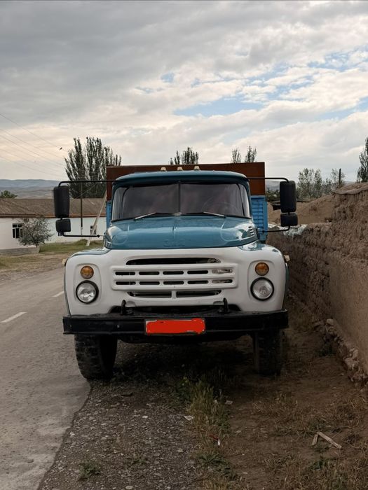Зил тиягач Зил 130