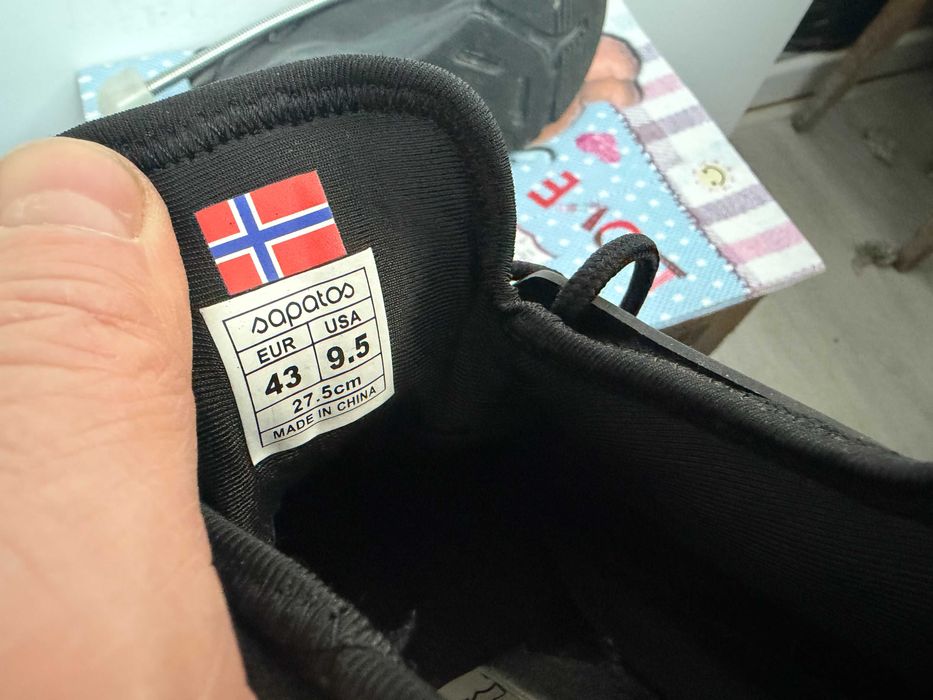 Zapatos Casual  Bergen Waterproof''оригинални мъжки сникърси 43 номер