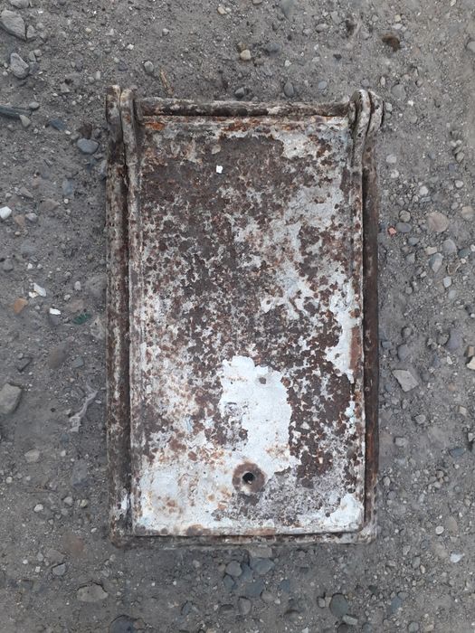 Нижняя крышка печки