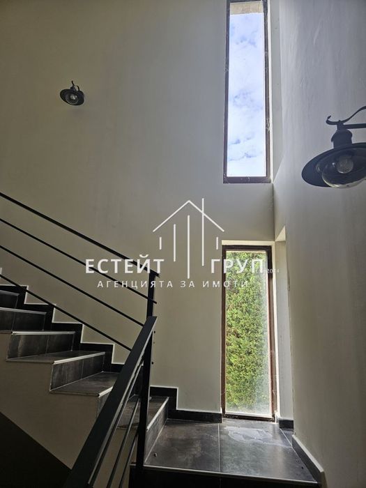 Продава се Къща в с. Топола, Област Добрич - 300 кв.м за 867 €/кв.м - Снимка #11