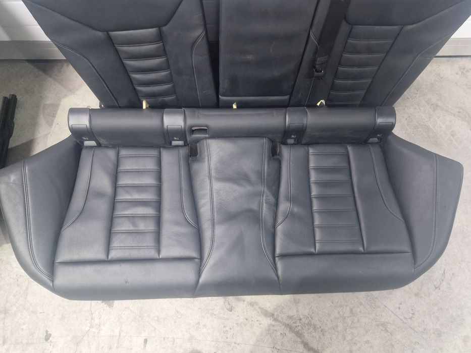 Scaune interior piele neagra recaro sport cu incalzire  bmw g26