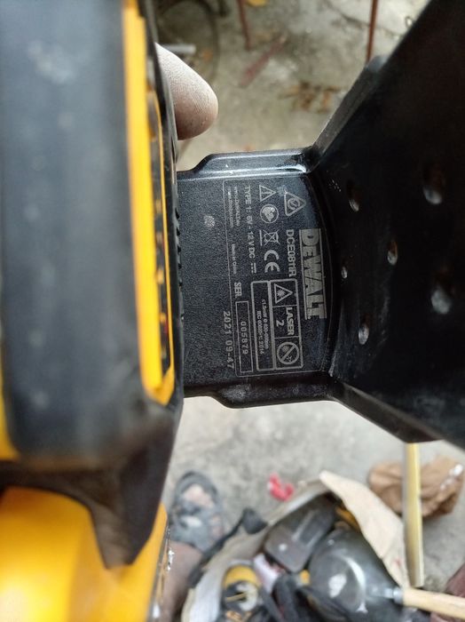 Laser dewalt DCE0811R
