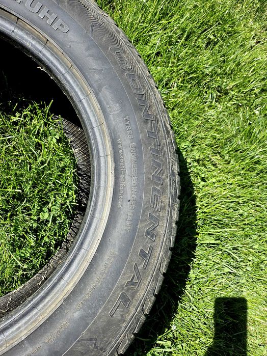 235/65/17 Continental cros contact