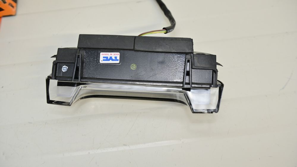 Husqvarna Vitpilen Svartpilen 701 2018 2022 Lumina stop frana spate