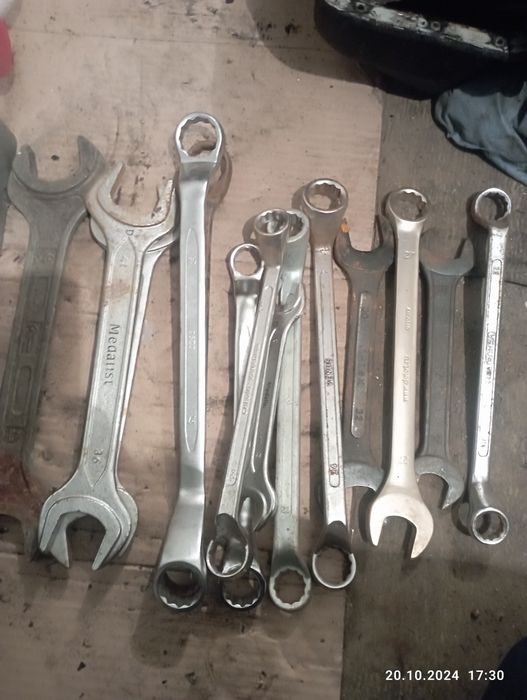 Ключи рожковые и газовые