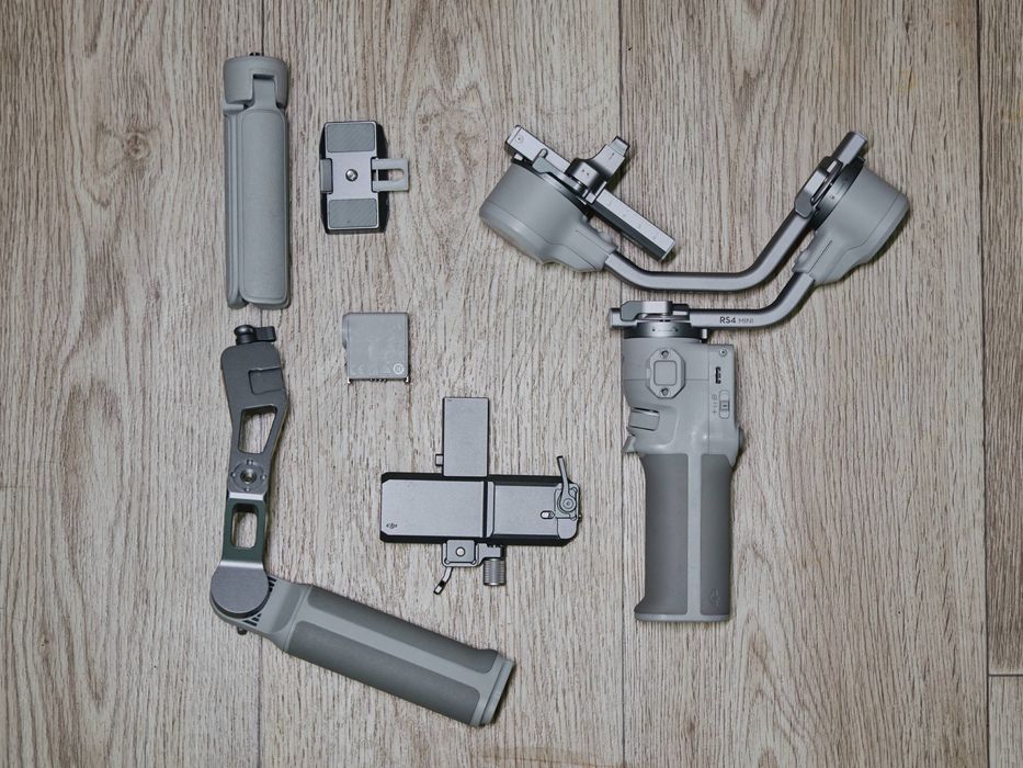 Продам DJI RS4 mini combo