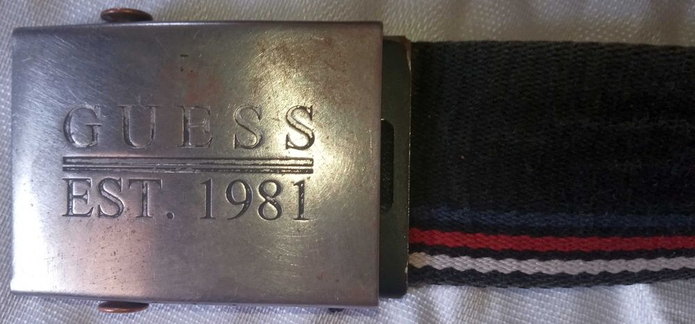 Колан Guess. 102 см
