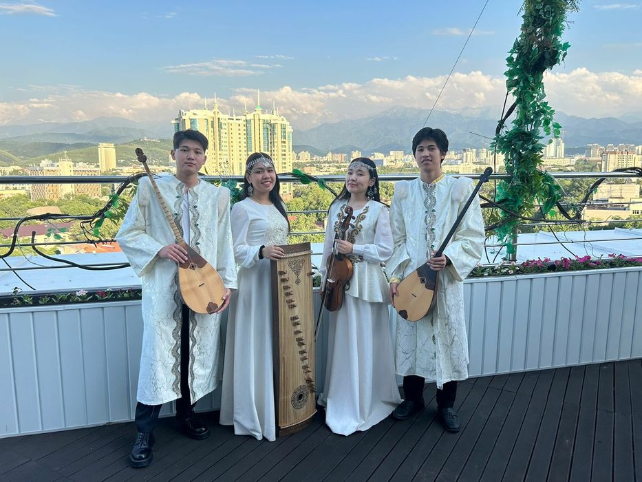 Ансамбль, оркестр, музыкальная команда