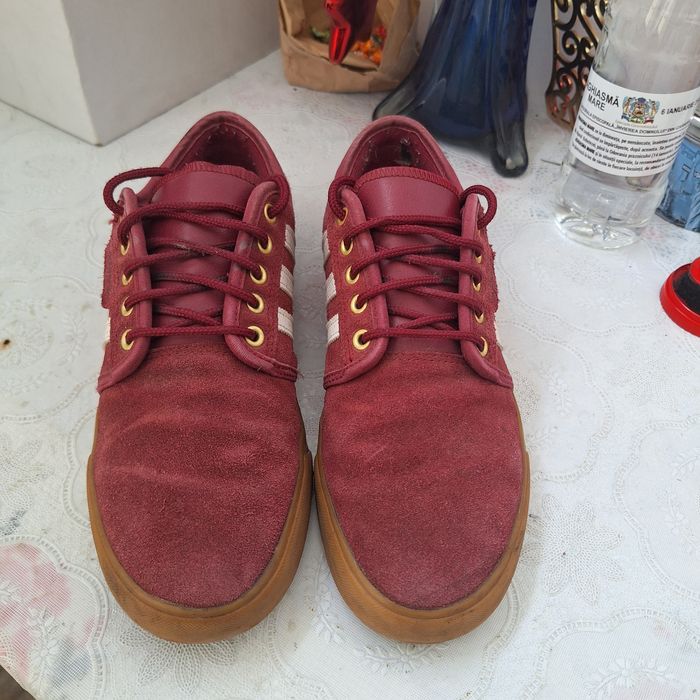 Adidas nr 40,2/3 stare bună