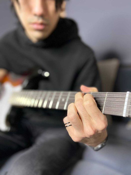 Уроки игры на гитаре в Ташкенте