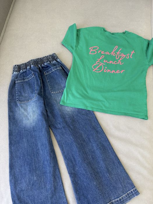 Джинсы и футболка 6000