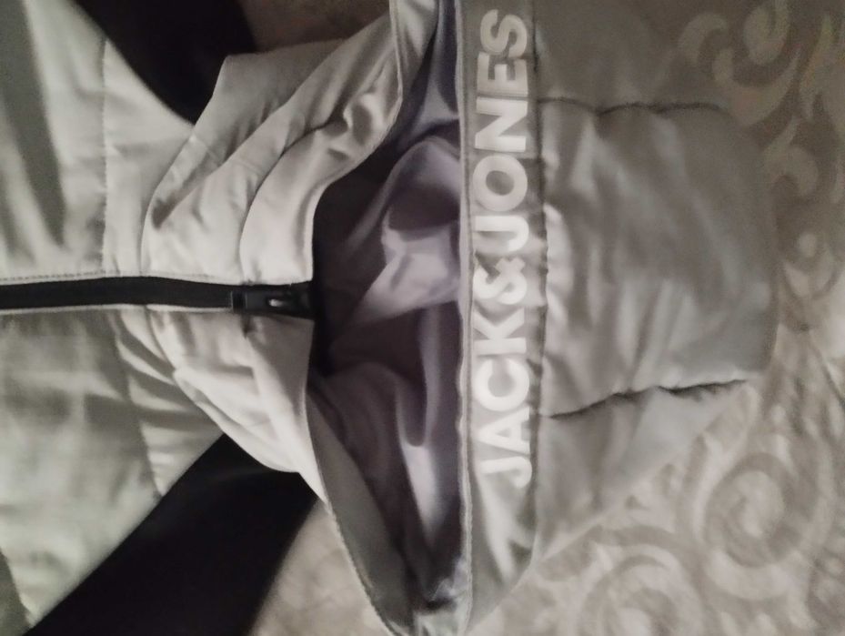 Мъжко яке -  JASCK & JONES!