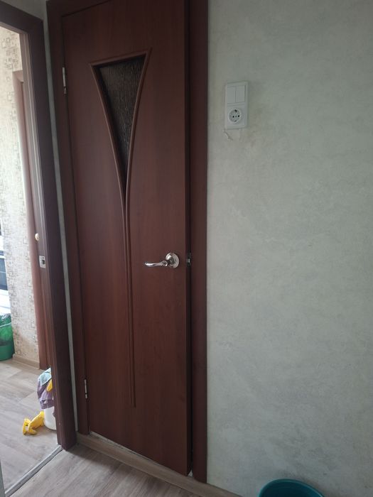 Продам межкомнатные двери