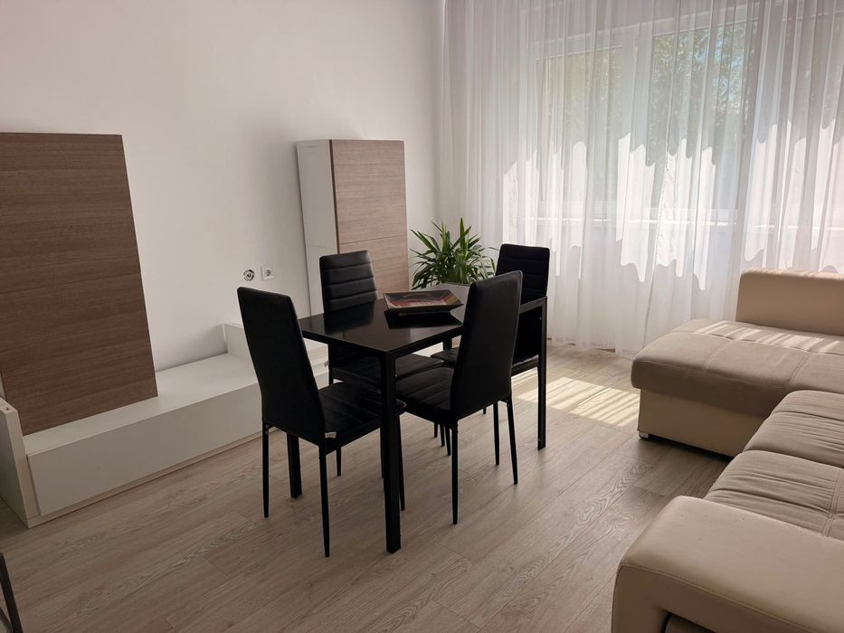 Apartament de Închiriat