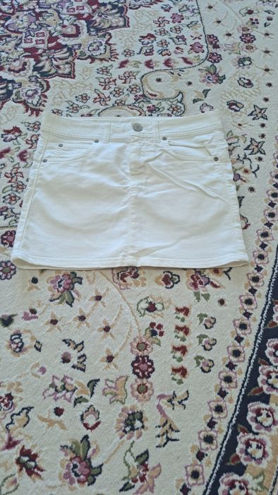 Продам платья,  брюки, бассаножки, юбки