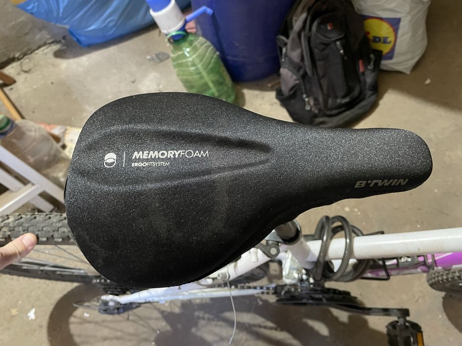 Vând bicicletă montainbike