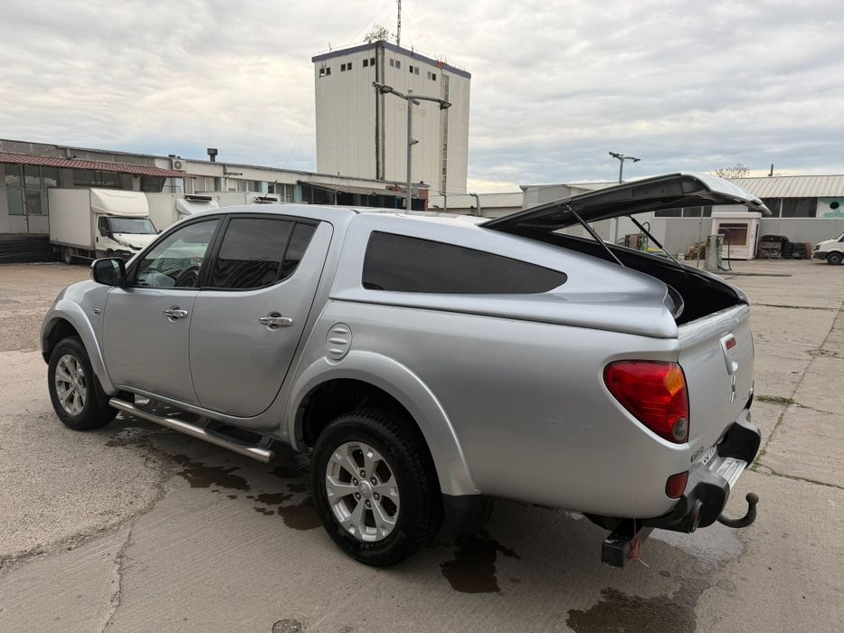 Mitsubishi  L200