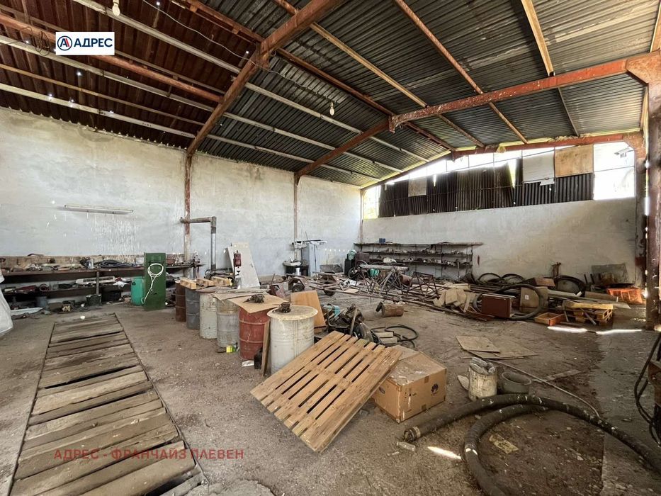 Къща в Ловеч, област-с.Горан площ 134 цена 170000