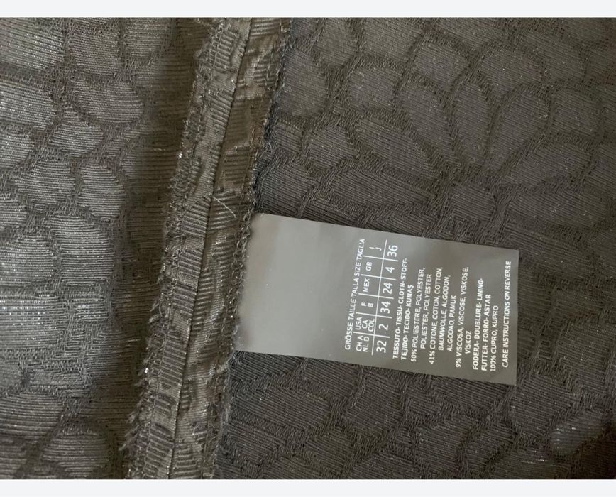 Продается платье MaxMara оригинал в подарок жакет