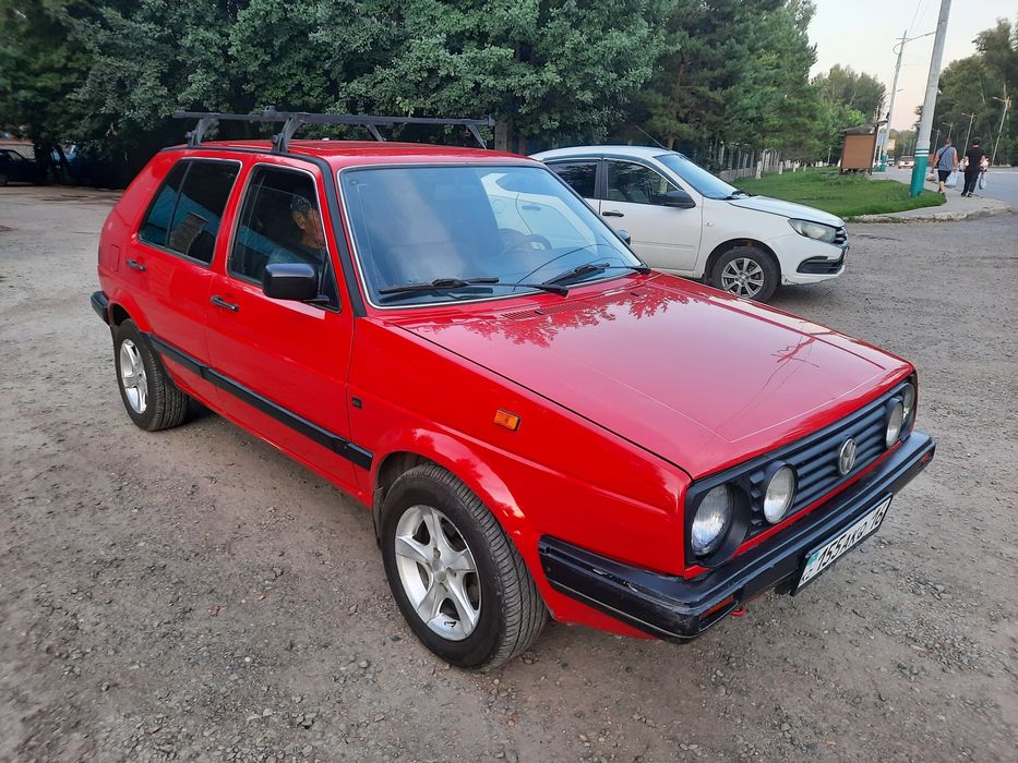 Volkswagen Golf 2