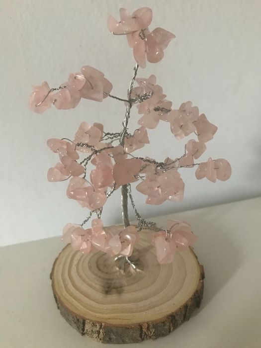 Cuartz roz, ametist. Trimit in tara.